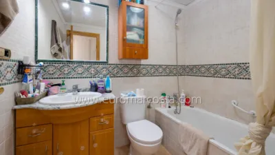 Detached villa on Carrer de José Carreras photo 19