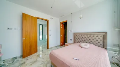 Single-family home on Carrer Roma photo 102