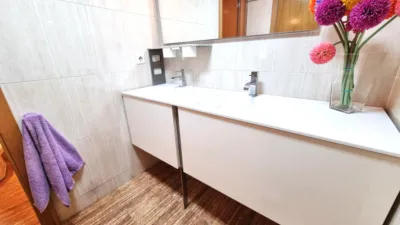 Piso en venta en Calle del Astrónomo Comas Solá, 2, Florida-Ciudad de Asís (Distrito Florida-Babel-Benalúa. Alicante - Alacant) de 374.000 €