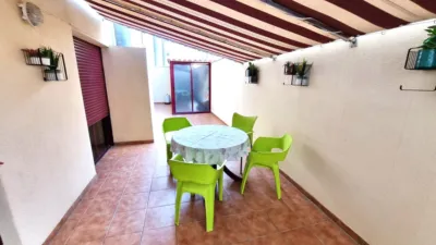 Piso en venta en Calle del Astrónomo Comas Solá, 2, Florida-Ciudad de Asís (Distrito Florida-Babel-Benalúa. Alicante - Alacant) de 374.000 €