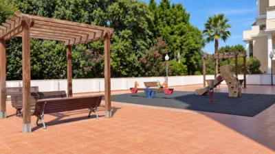 Ground floor apartment on Calle de Britania photo 22