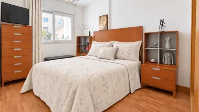 Ground floor apartment on Calle de Britania photo 10