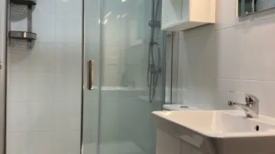 Piso en alquiler en Pasaje de la Algaba, Casería de Montijo-Nueva Granada (Distrito Norte. Granada Capital) de 1.600 €<span>/mes</span>