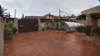 Detached House in Urbanización de las Colinas photo 13