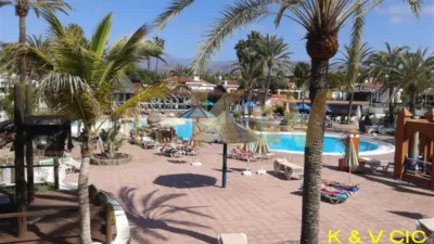 Casa adosada en venta en Calle Maspalomas Campo de Golf Bungalow Con Jardín, Maspalomas-Meloneras (San Bartolomé de Tirajana) de 285.000 €