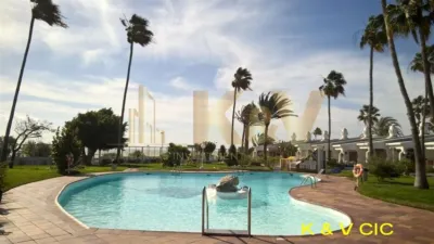 Casa adosada en calle Bungalow Playa del Inglés Primera Línea de Playa photo 12