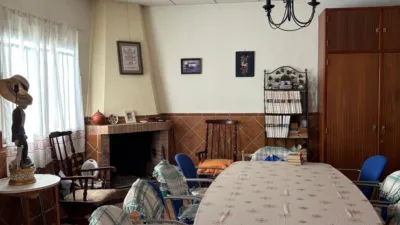 Casa en San Bartolomé de La Torre photo 3