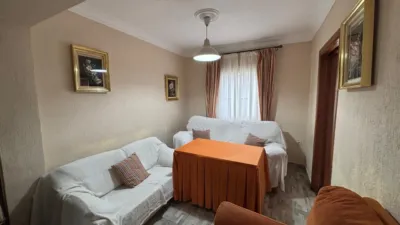 House in San Bartolomé de La Torre photo 2