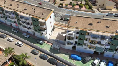 Apartamento en Urbanización Zambra photo 11