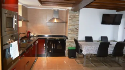 Casa en alquiler en Alameda Pereiro, Vilar de Astrés-Palmés-Arrabaldo (Ourense Capital) de 680 €<span>/mes</span>