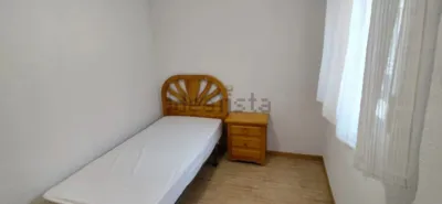 Piso en alquiler en Calle Toledo, cerca de Calle Médico, Cabañas de La Sagra de 750 €<span>/mes</span>