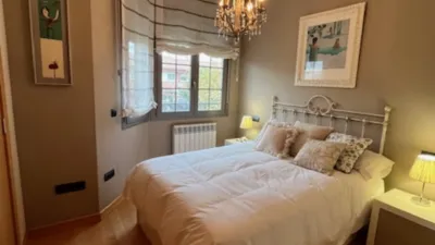 Chalet adosado en venta en Calle de Rosalía de Castro, Simancas de 456.000 €