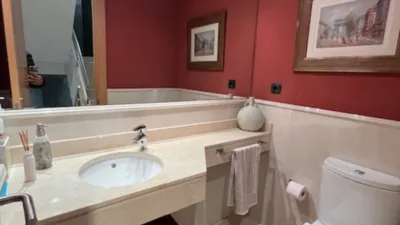 Chalet adosado en venta en Calle de Rosalía de Castro, Simancas de 456.000 €