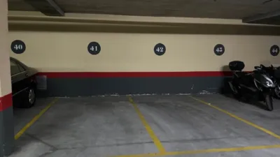 Chalet adosado en venta en Calle de Rosalía de Castro, Simancas de 456.000 €