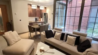 Chalet adosado en venta en Calle de Rosalía de Castro, Simancas de 456.000 €