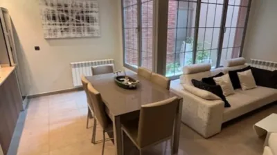 Chalet adosado en venta en Calle de Rosalía de Castro, Simancas de 456.000 €