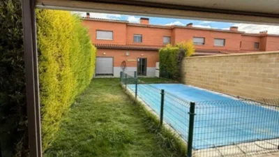 Chalet pareado en venta en Camino de Simancas, Villamarciel (Tordesillas) de 219.900 €