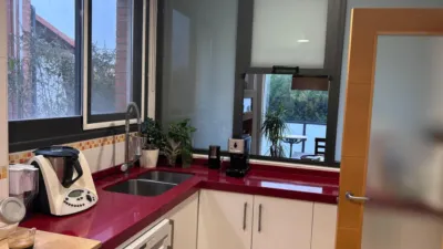 Chalet pareado en venta en Camino de Taladriz, Pinar de Antequera-Puente Duero (Valladolid Capital) de 294.000 €