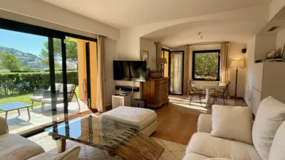 Apartment on Carrer de Josep Martinell i Bruguera photo 12