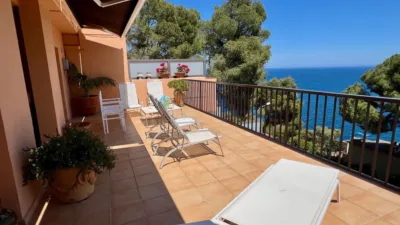 Duplex on Passeig de Pau Casals photo 4