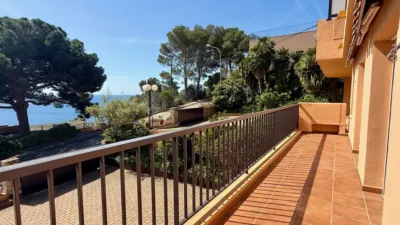 Duplex on Passeig de Pau Casals photo 35