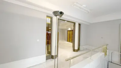 Dúplex en alquiler en Calle de Villalar - Imagen 5