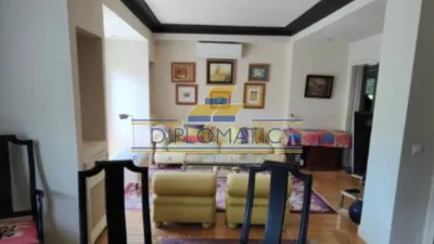 Piso en alquiler en Avenida del Presidente Carmona - Imagen 4