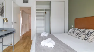 Dúplex en alquiler en Avenida de la Ciudad de Barcelona, cerca de Calle de Catalina Suárez - Imagen 15