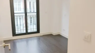 Piso en alquiler en Calle de Nicasio Gallego - Imagen 3