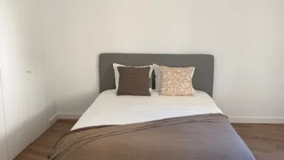 Piso en alquiler en Calle de Jesús del Valle - Imagen 11