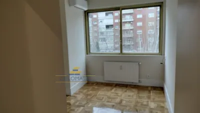 Piso en alquiler en Paseo de la Habana, cerca de Calle de Balbina Valverde - Imagen 2