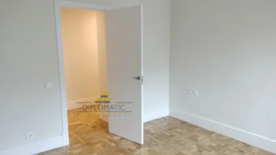 Piso en alquiler en Paseo de la Habana, cerca de Calle de Balbina Valverde - Imagen 4