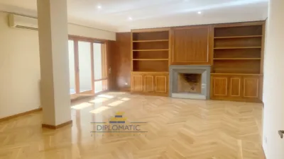 Piso en alquiler en Pasaje de Caleruega - Imagen 3