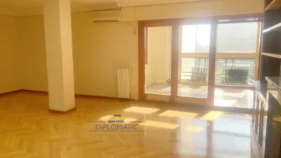 Piso en alquiler en Pasaje de Caleruega - Imagen 6