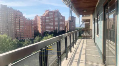 Piso en alquiler en Pasaje de Caleruega - Imagen 2