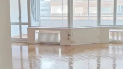 Piso en alquiler en Calle Poeta John Maragall - Imagen 3