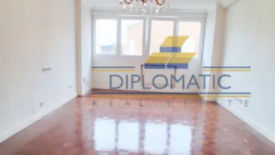 Apartment on Calle de Clara del Rey photo 4