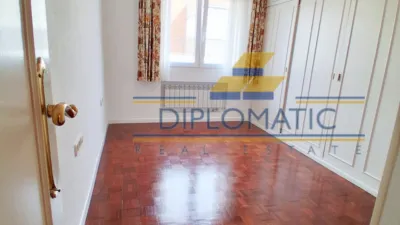Apartment on Calle de Clara del Rey photo 14