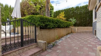 Chalet unifamiliar en venta en Calle Puntal, Padul de 350.000 €