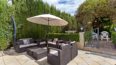 Chalet unifamiliar en venta en Calle Puntal, Padul de 350.000 €