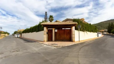 Chalet unifamiliar en venta en Calle Puntal, Padul de 350.000 €