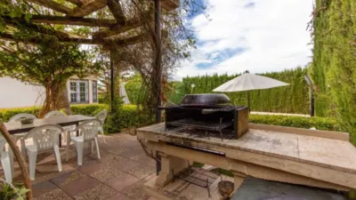 Chalet unifamiliar en venta en Calle Puntal, Padul de 350.000 €