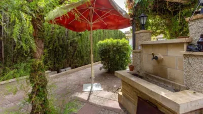 Chalet unifamiliar en venta en Calle Puntal, Padul de 350.000 €