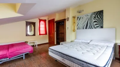 Chalet unifamiliar en venta en Calle Puntal, Padul de 350.000 €