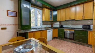 Chalet unifamiliar en venta en Calle Puntal, Padul de 350.000 €