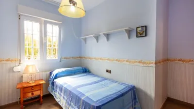 Chalet unifamiliar en venta en Calle Puntal, Padul de 350.000 €