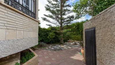 Chalet unifamiliar en venta en Calle Puntal, Padul de 350.000 €