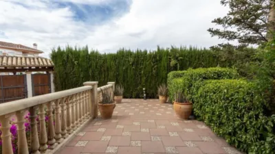 Chalet unifamiliar en venta en Calle Puntal, Padul de 350.000 €