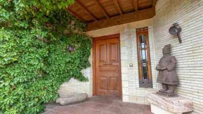 Chalet unifamiliar en venta en Calle Puntal, Padul de 350.000 €