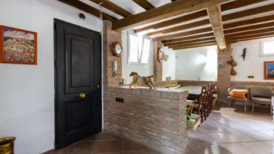 Chalet unifamiliar en venta en Calle Puntal, Padul de 350.000 €